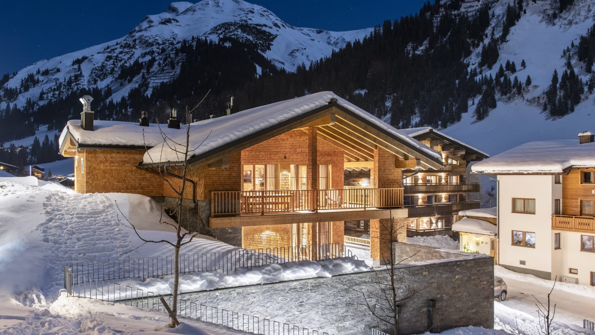 Hotel, Villa or Chalet