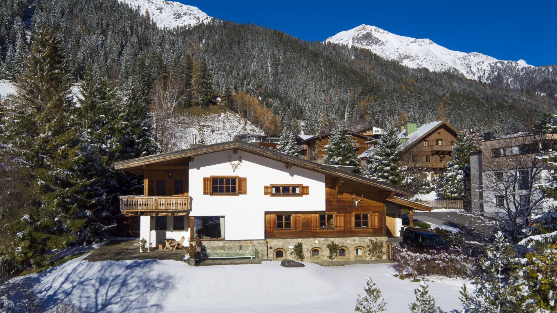 Hotel, Villa or Chalet