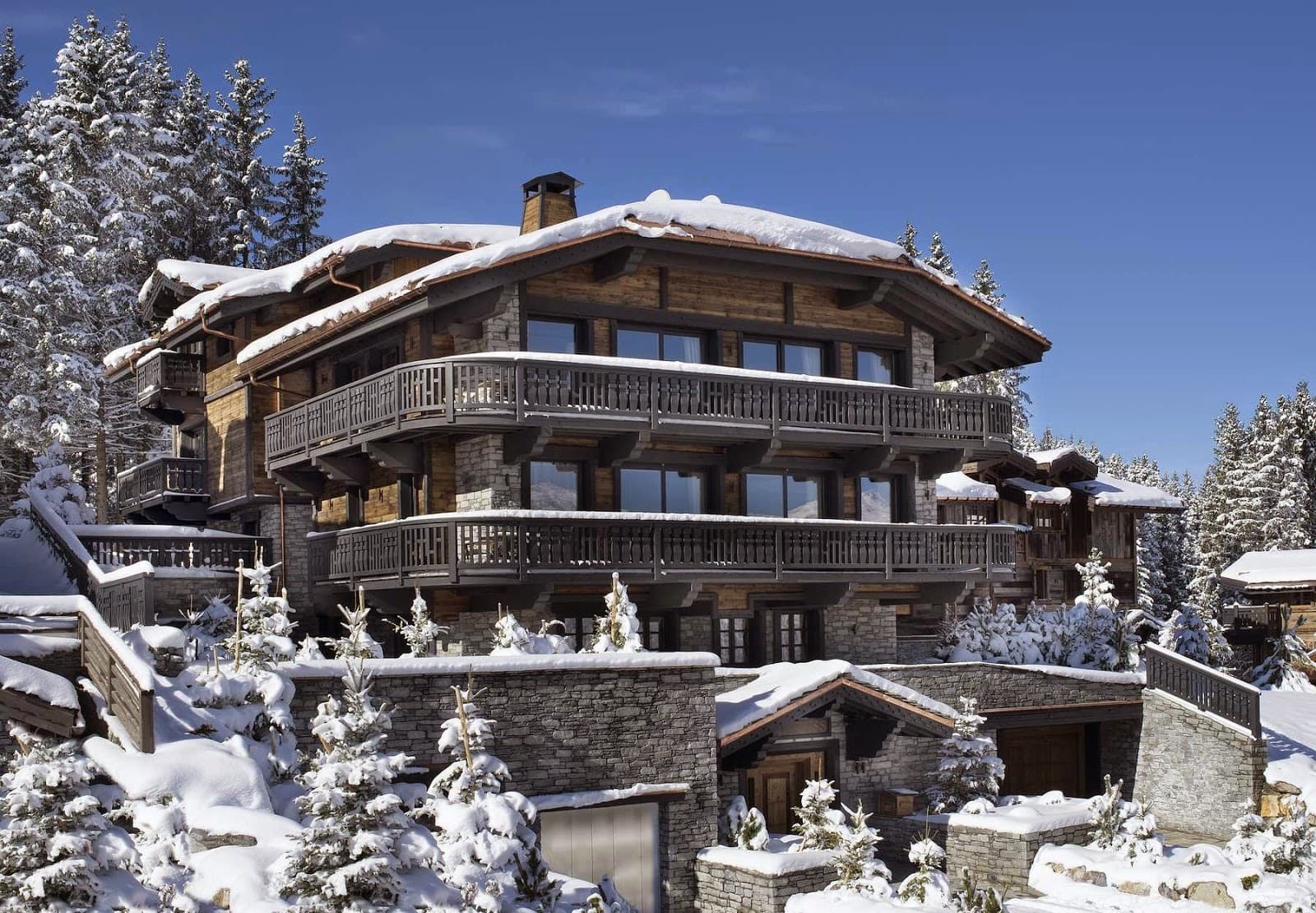Hotel, Villa or Chalet