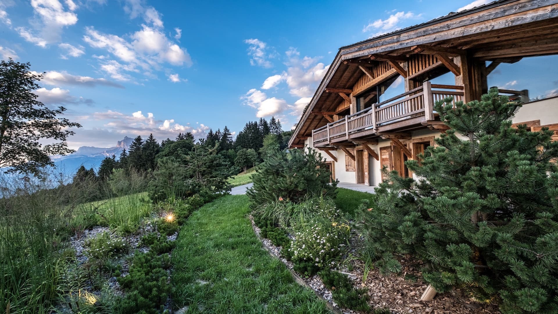 Hotel, Villa or Chalet