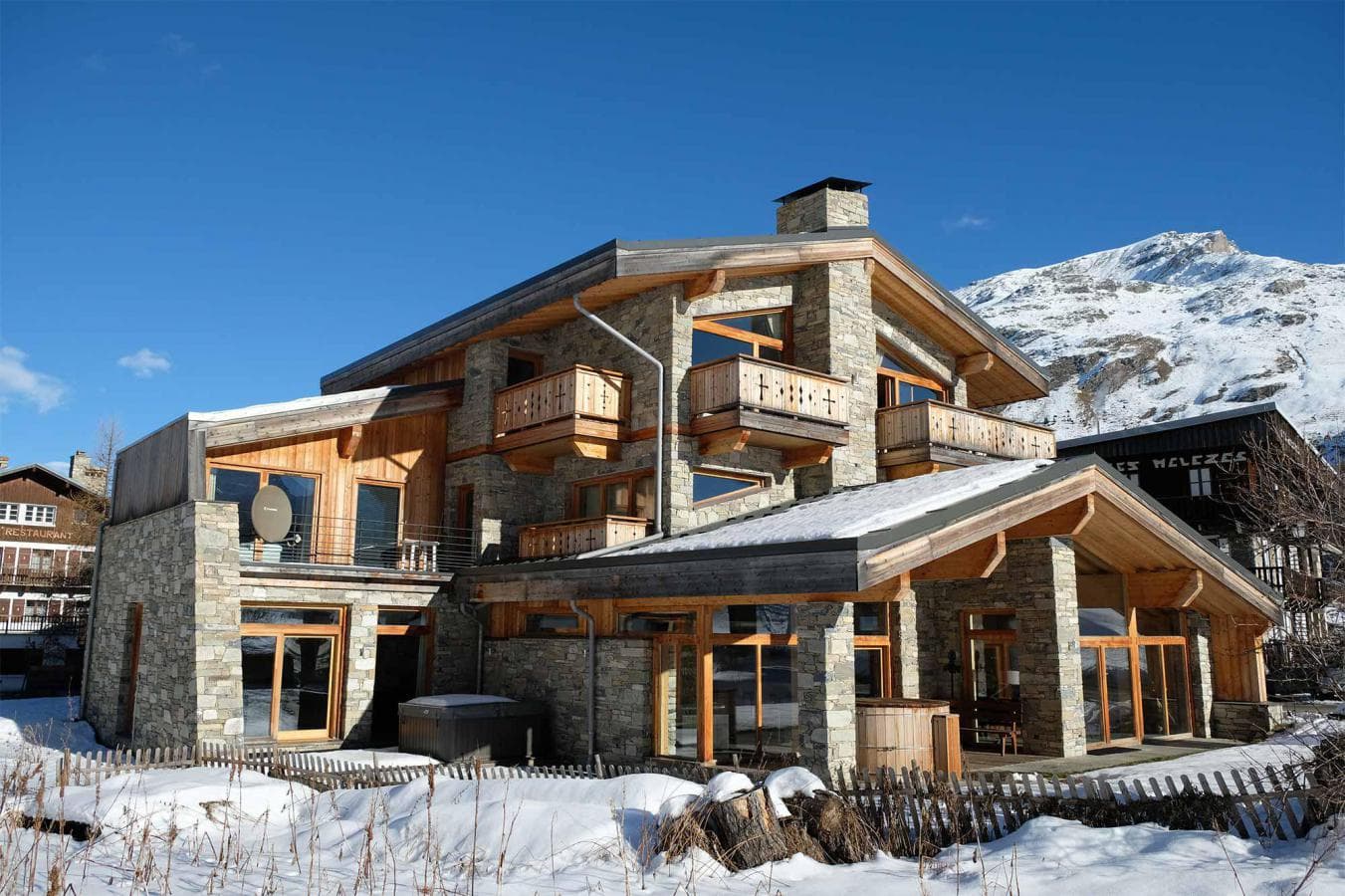 Hotel, Villa or Chalet