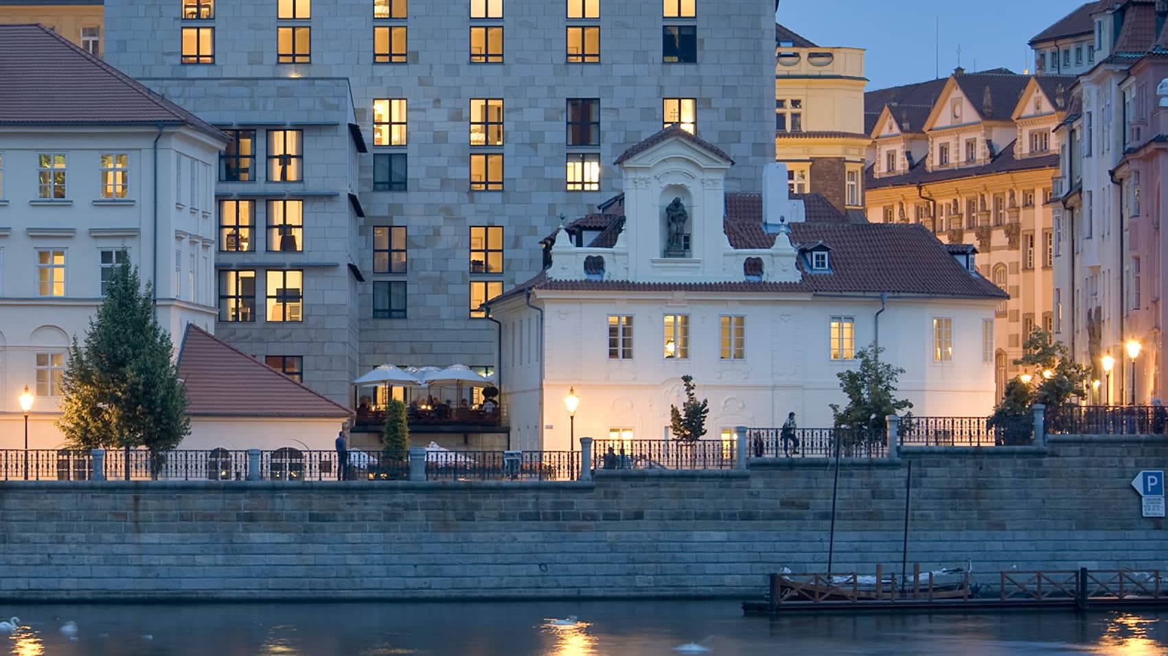 Hotel, Villa or Chalet