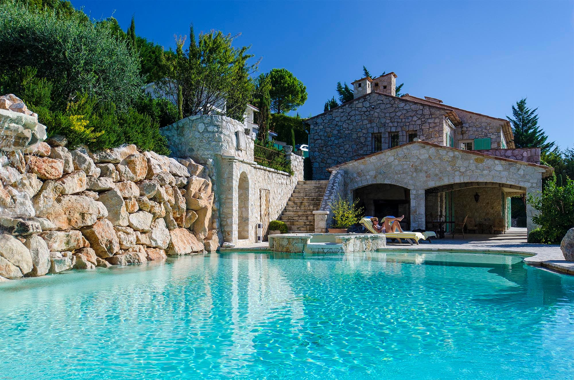 Hotel, Villa or Chalet