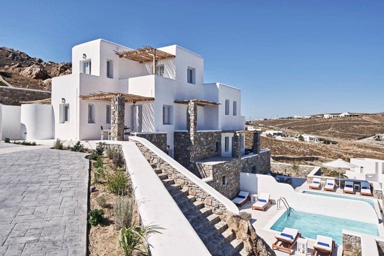 Hotel, Villa or Chalet
