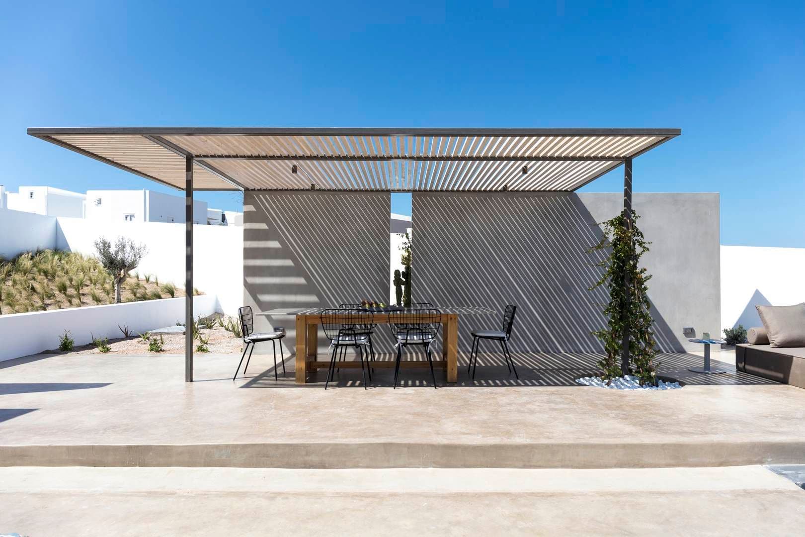 Hotel, Villa or Chalet