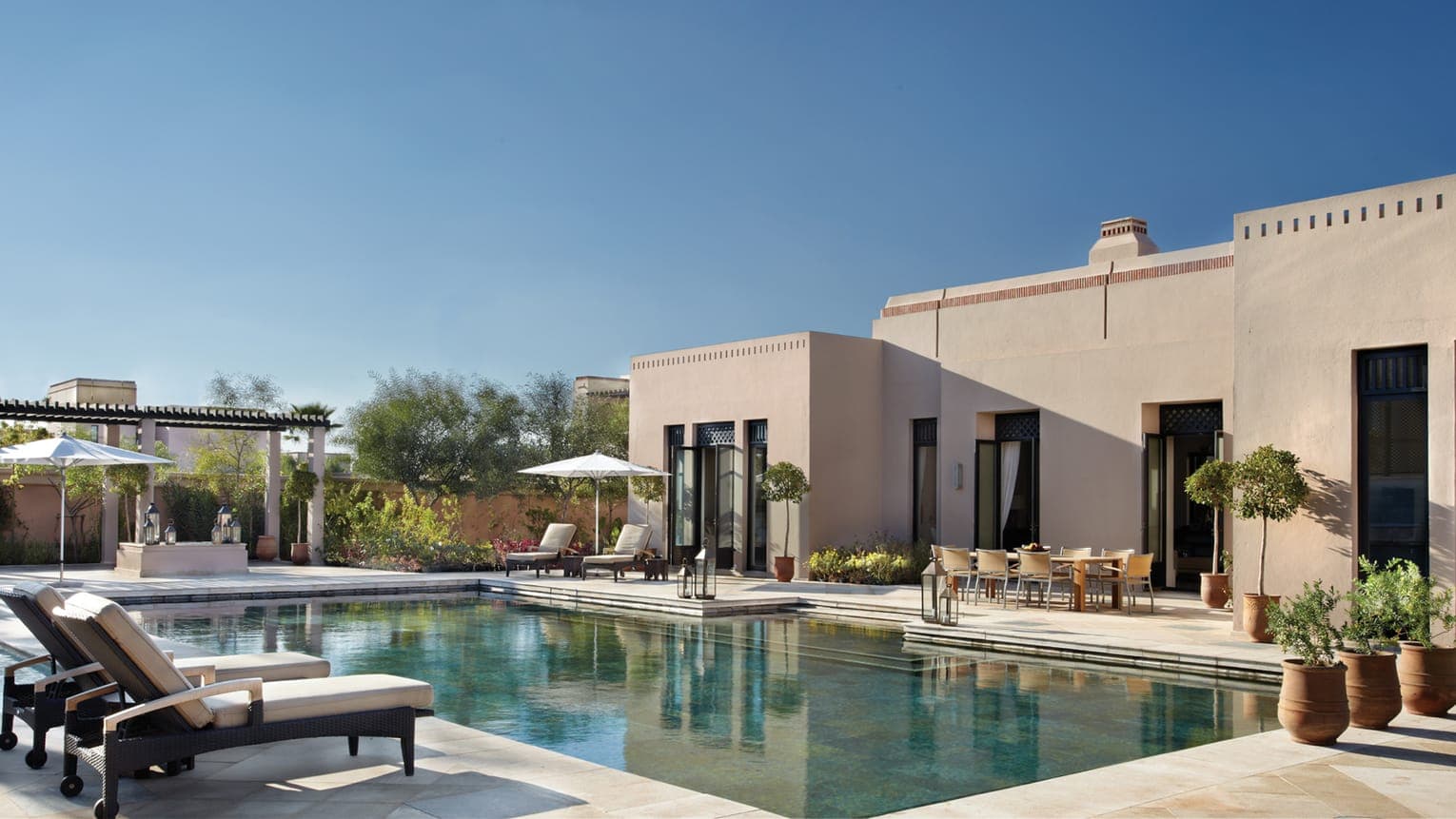Hotel, Villa or Chalet