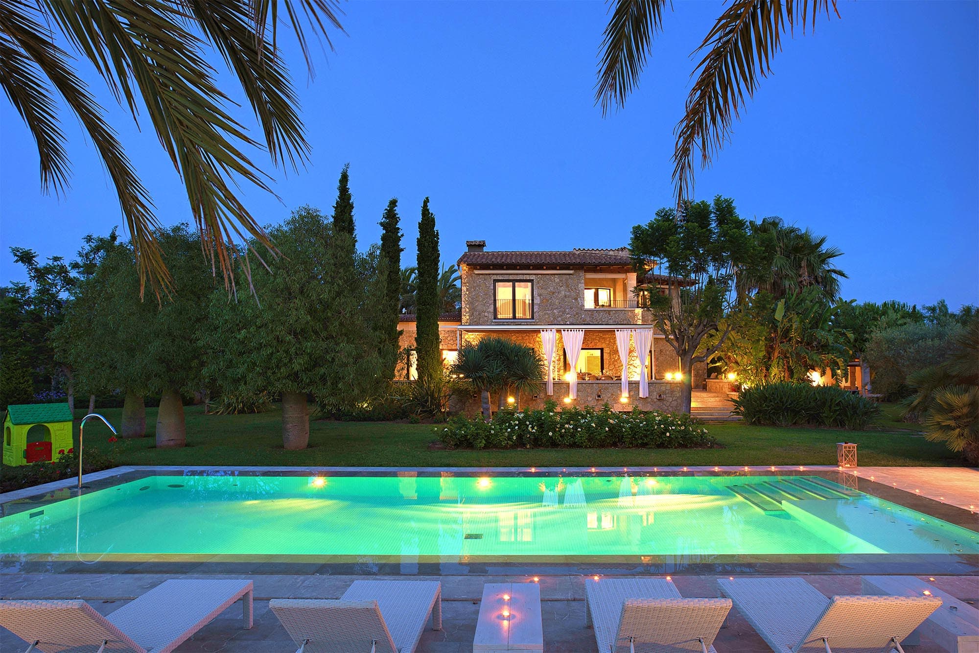 Hotel, Villa or Chalet