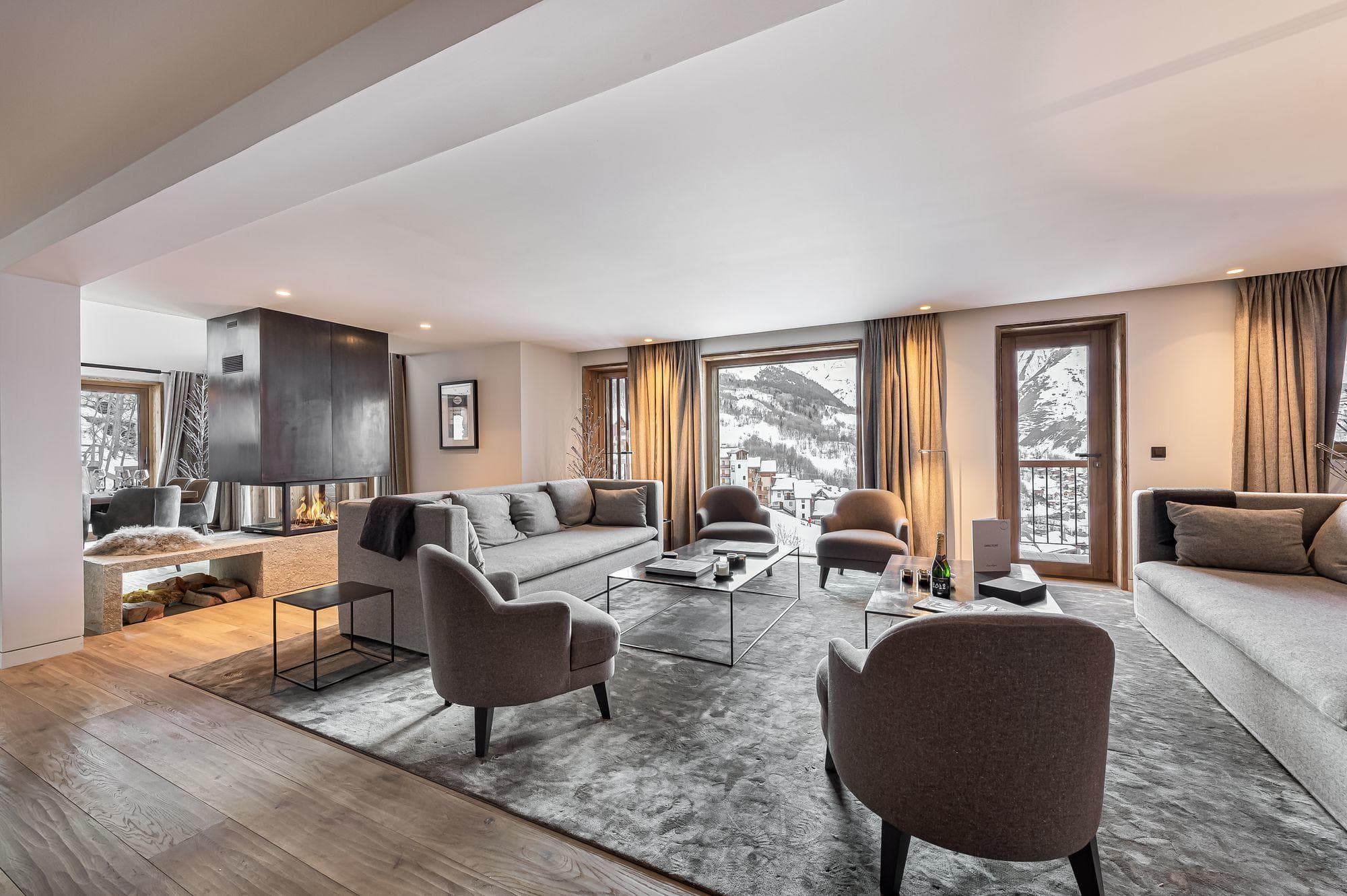 Hotel, Villa or Chalet
