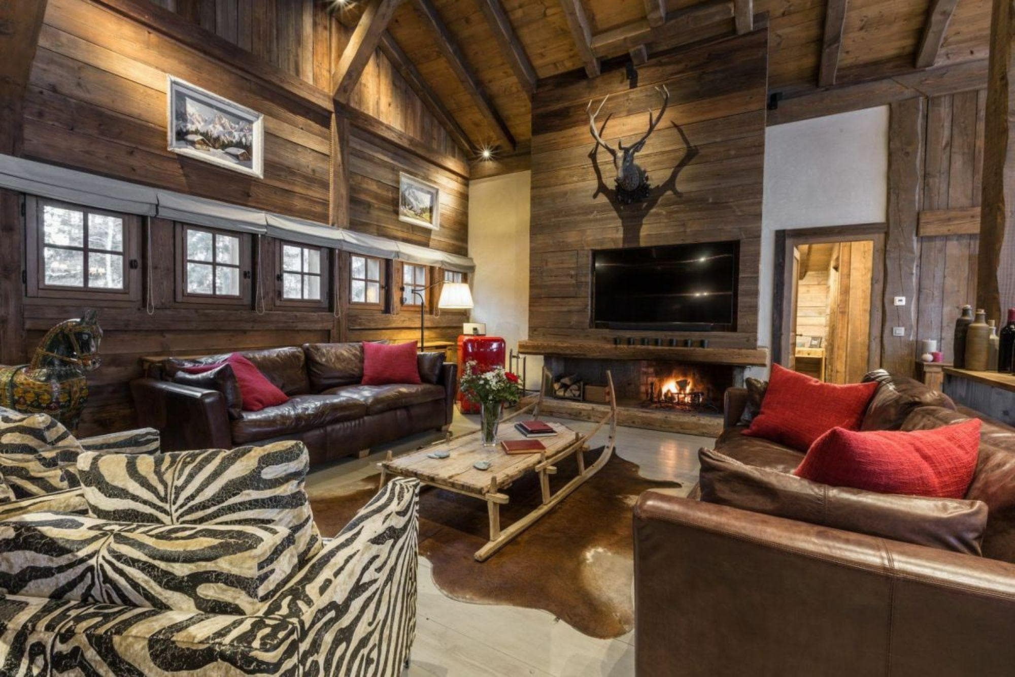 Hotel, Villa or Chalet