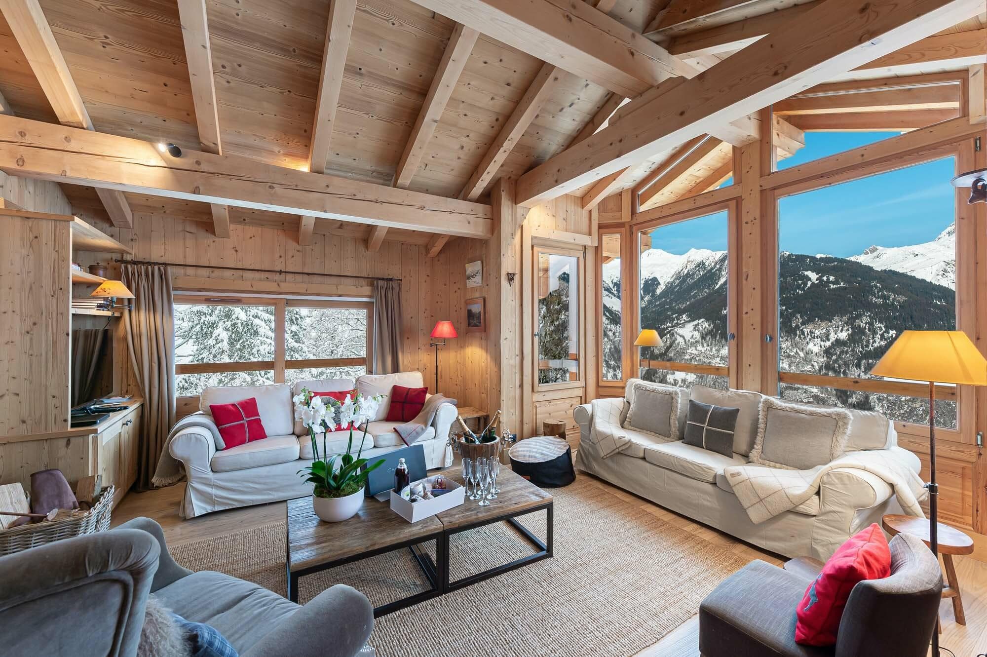 Hotel, Villa or Chalet