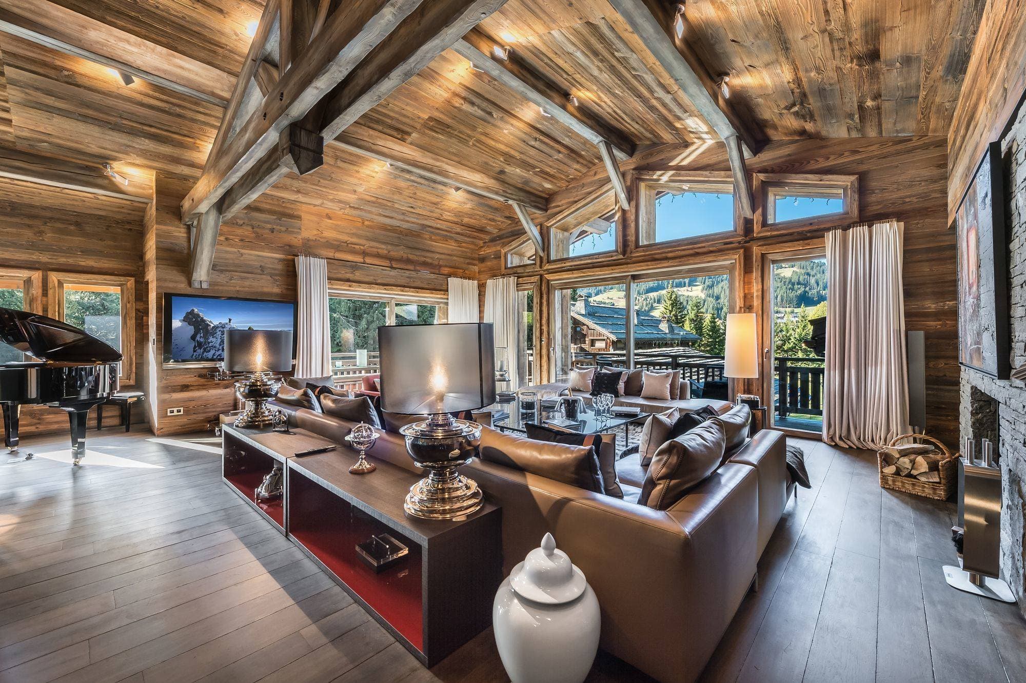 Hotel, Villa or Chalet