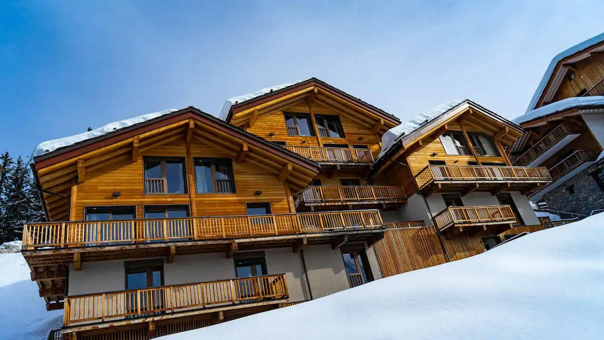 Hotel, Villa or Chalet