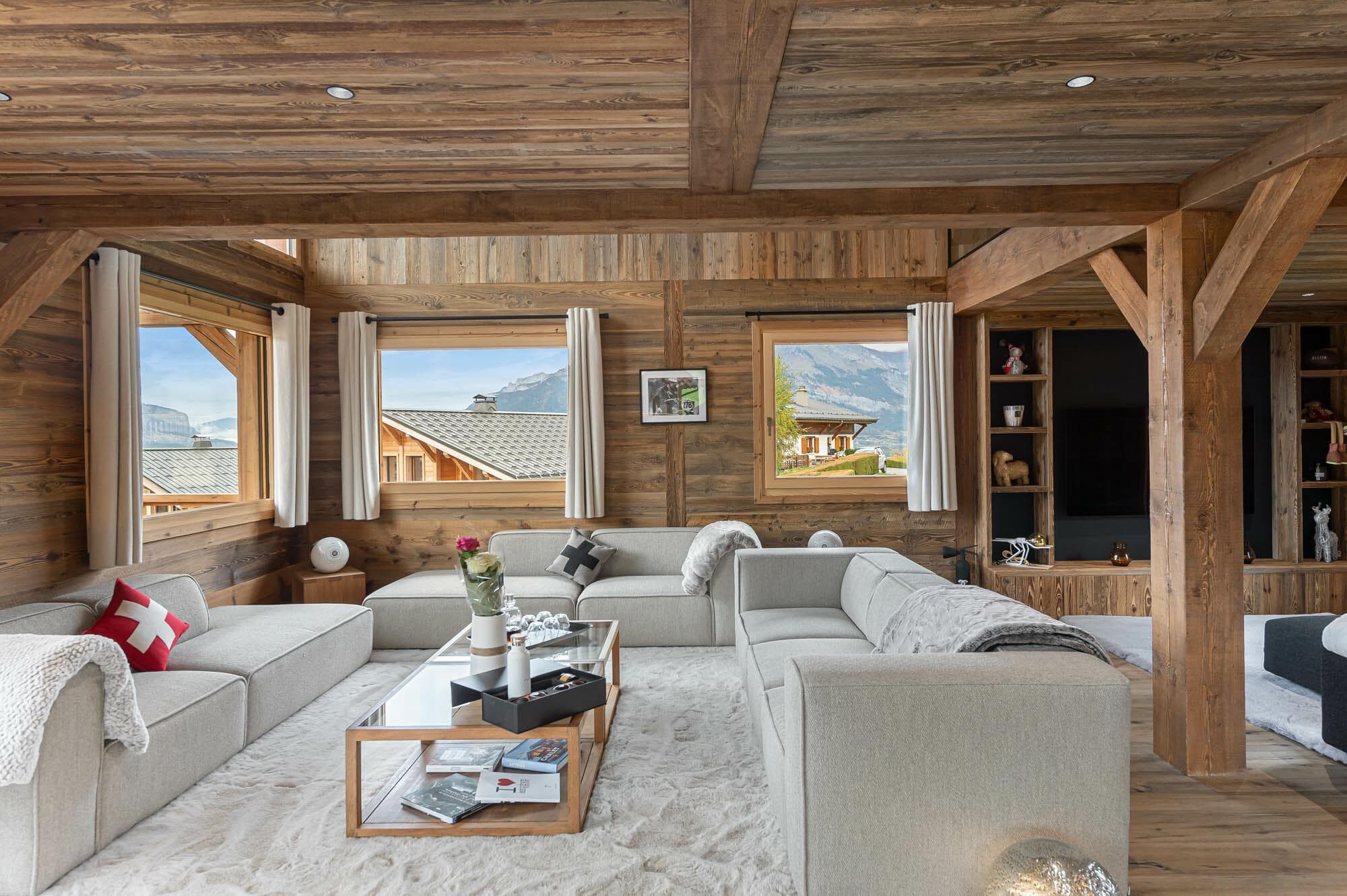 Hotel, Villa or Chalet