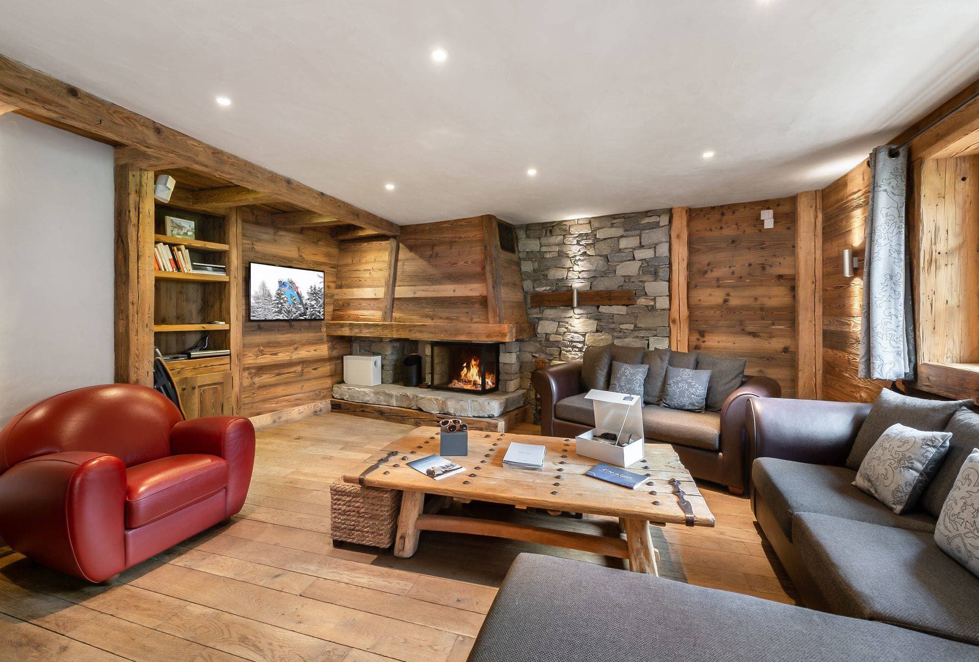 Hotel, Villa or Chalet