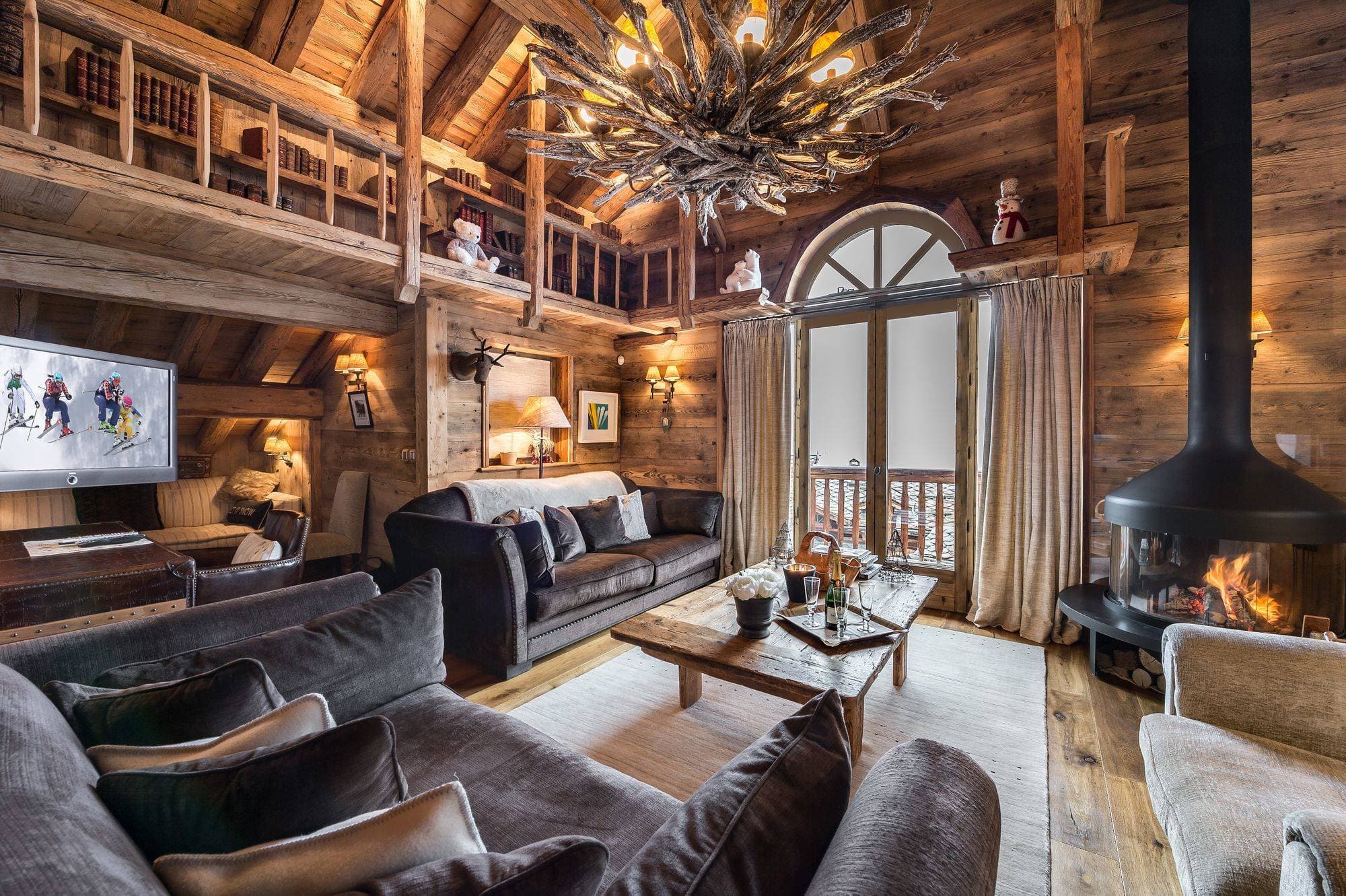 Hotel, Villa or Chalet