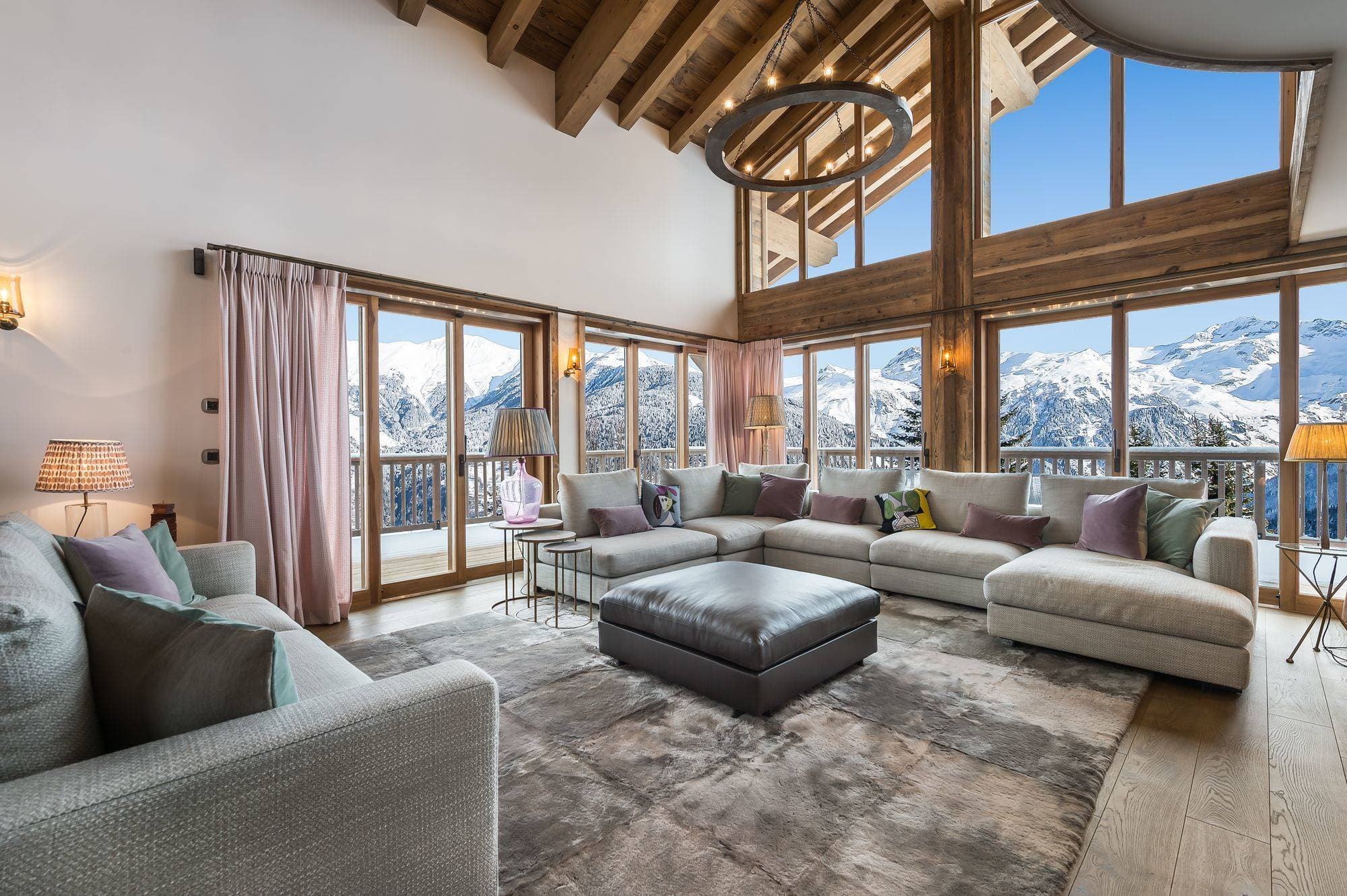 Hotel, Villa or Chalet